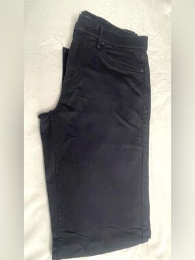 Classic Black Slim Pants